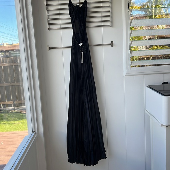 A.L.C. Aries Black Satin Open Back Pleated Formal Evening Dress Maxi Gown NWT - Picture 8 of 12